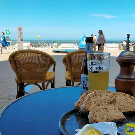 Daire Cozy In With Wifi Oostende