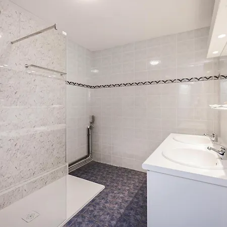 Daire Cozy In With Wifi Oostende